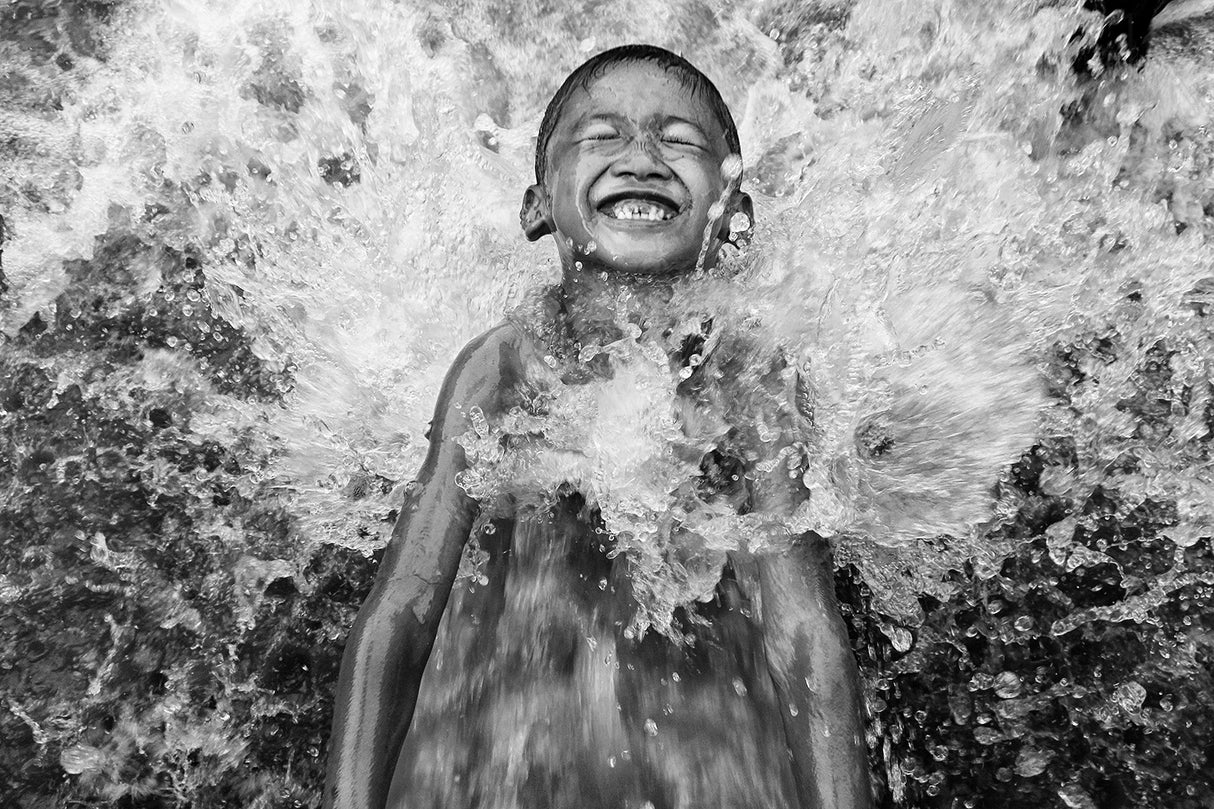 feel the awesome river water Poster och Canvastavla