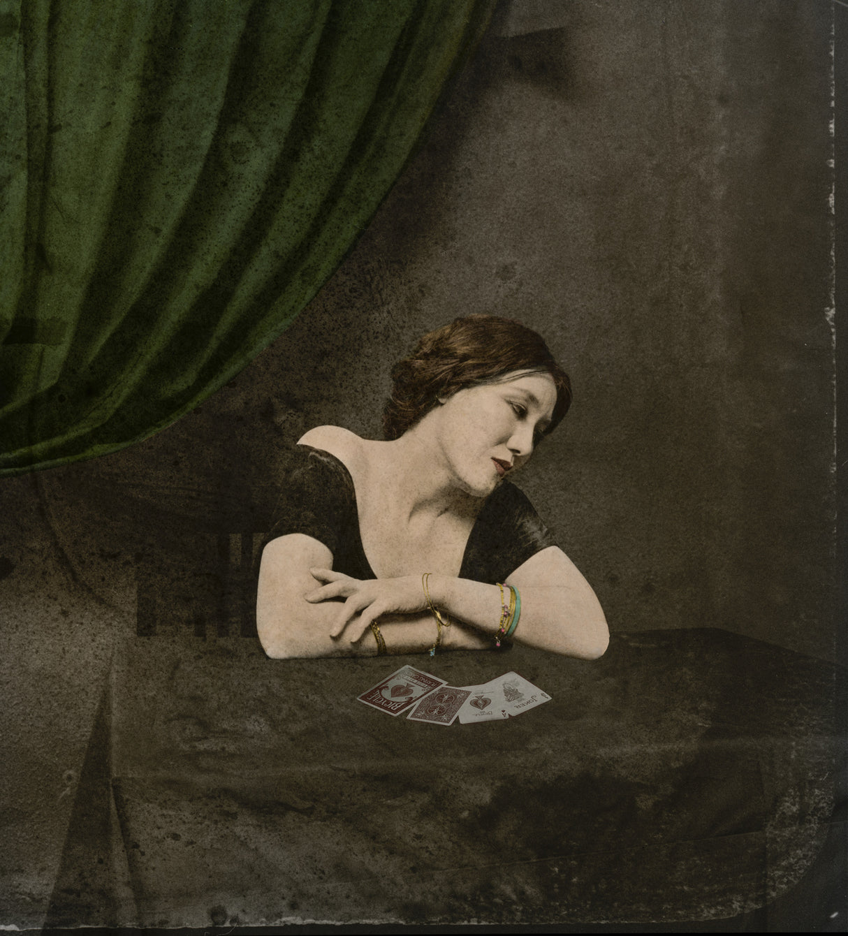 Photographer unknown "A card-divining Victorian lady" Poster och Canvastavla