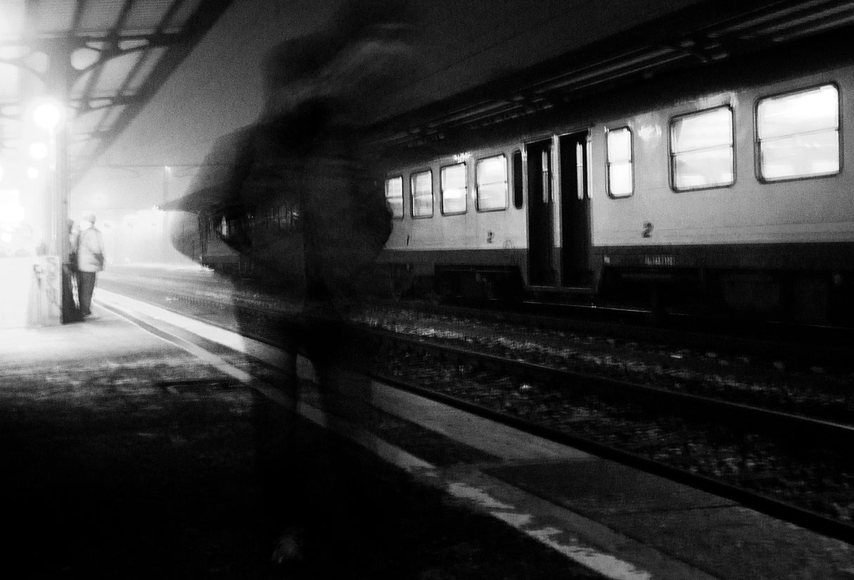 at the station Poster och Canvastavla