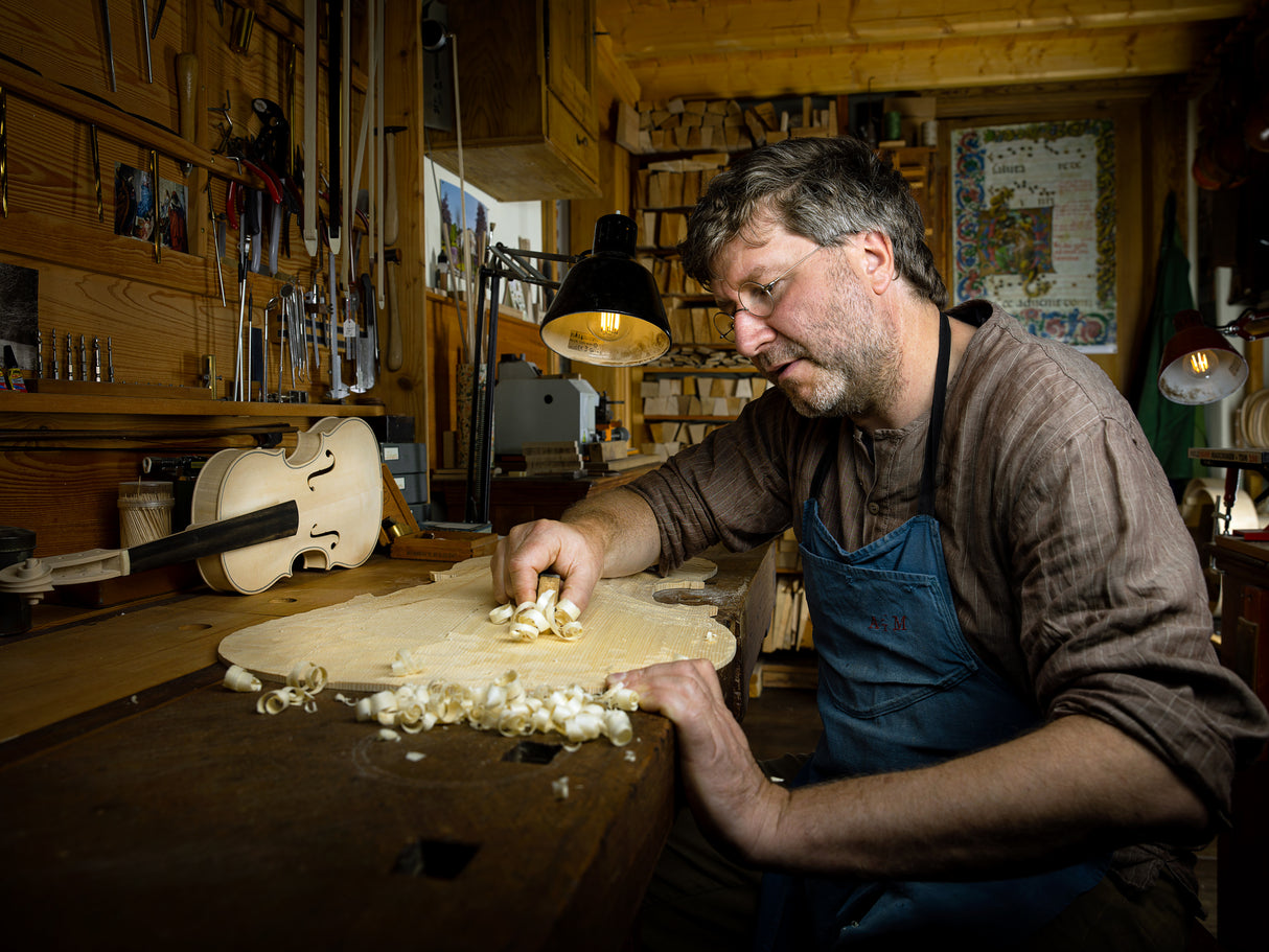 master at work. Poster och Canvastavla