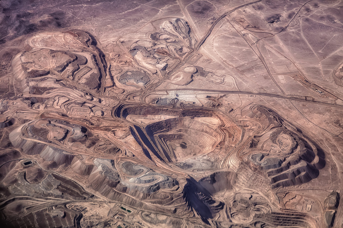Surreal mine Poster och Canvastavla