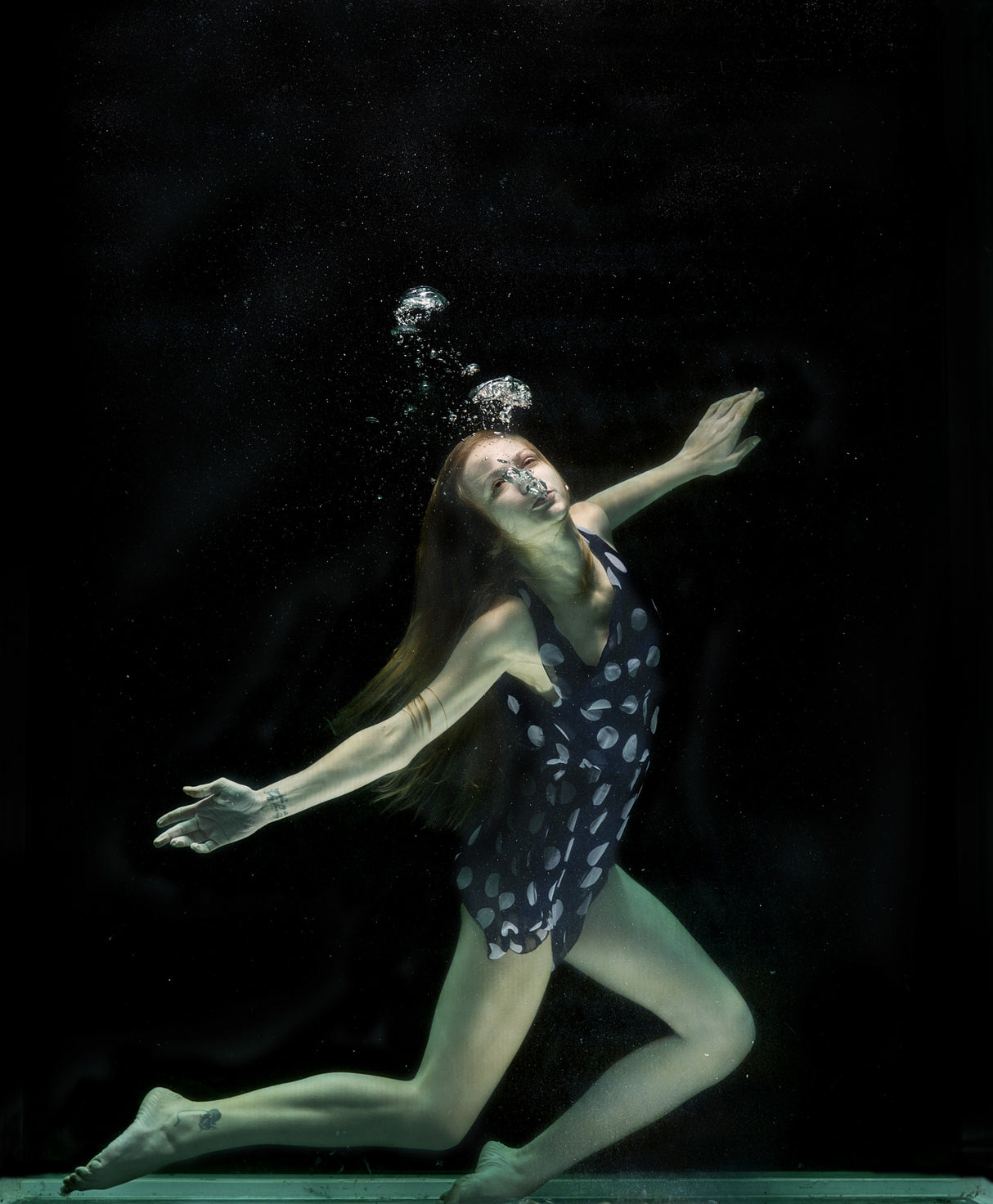 underwater artistic portrait shooting Poster och Canvastavla