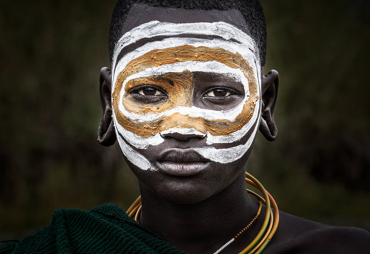 Surmi woman. Poster och Canvastavla