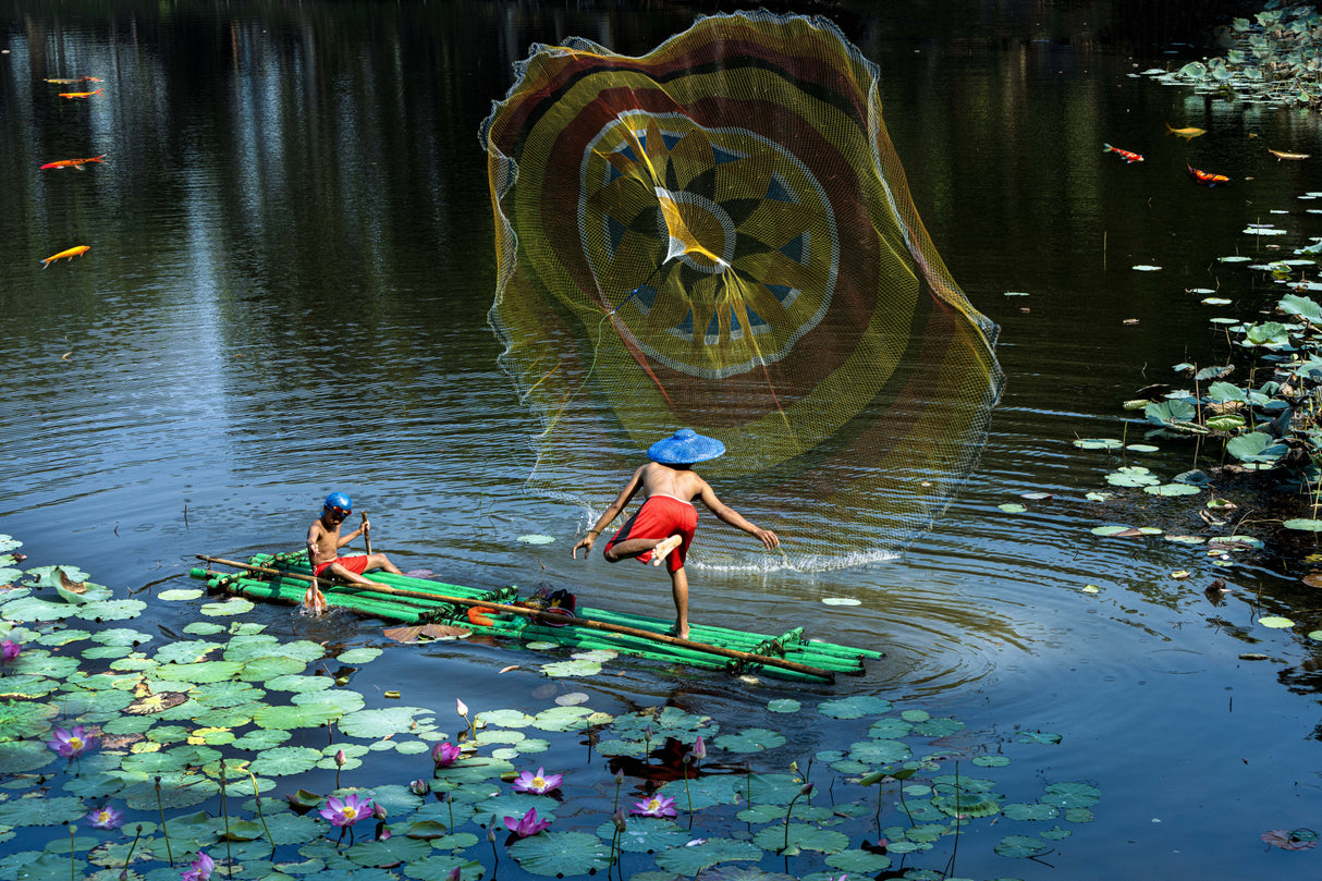 Daily life by the lake Poster och Canvastavla