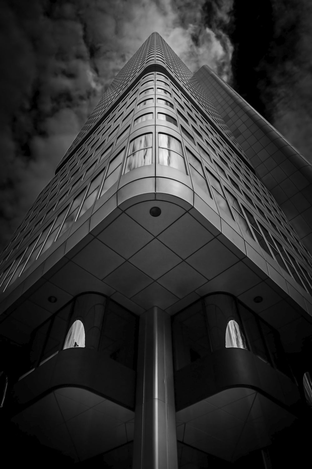Silver tower Poster och Canvastavla