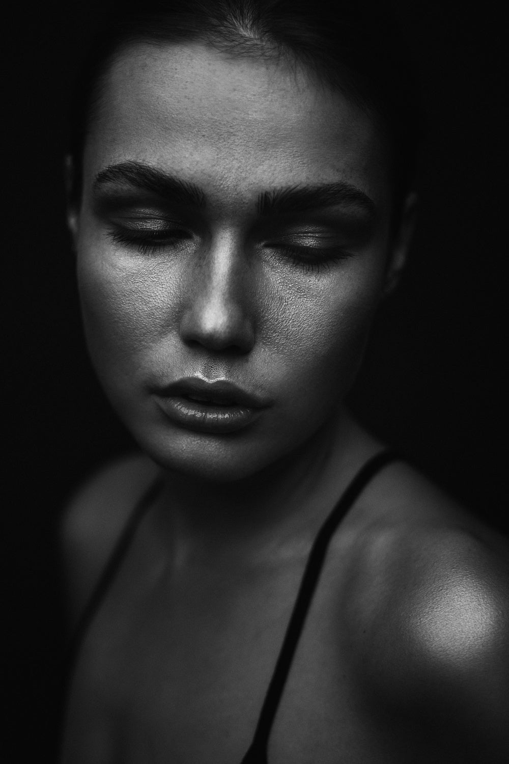 SENSUAL BEAUTY [Romi] Poster och Canvastavla