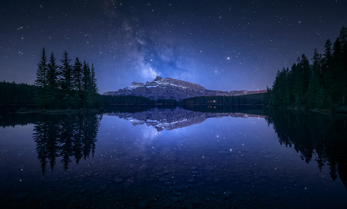 Perfect Two Jack Lake Reflection Poster och Canvastavla