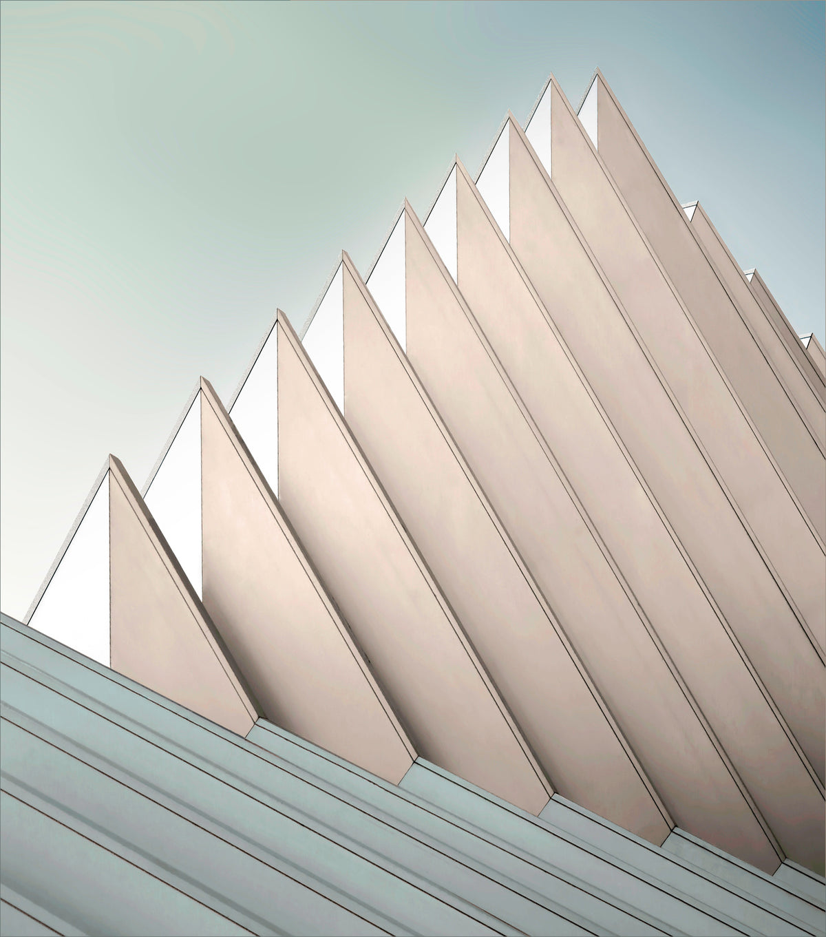 pyramid wall Poster och Canvastavla