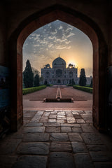 Humayun tomb - Glowing frame ! Poster och Canvastavla