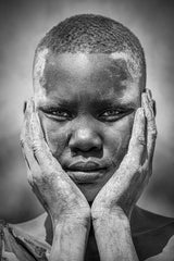Young girl of Mundari, South Sudan Poster och Canvastavla
