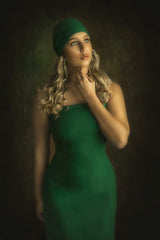 Lady in Green Poster och Canvastavla