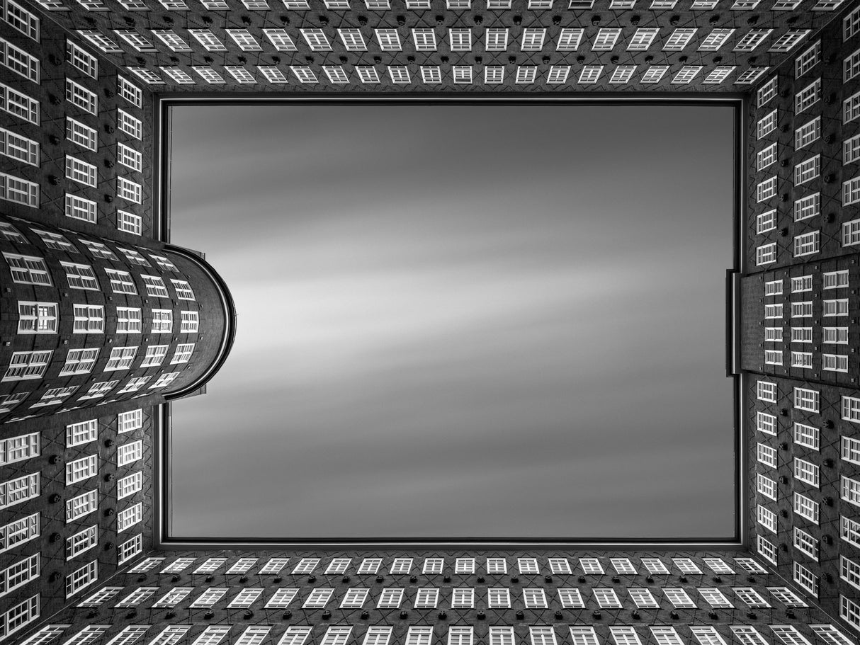 "Look up - Sprinkenhof" Poster och Canvastavla