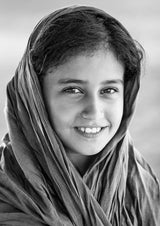 Innocent Palestinian little girl Poster och Canvastavla