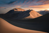 Sunset in Badain Jaran Poster och Canvastavla