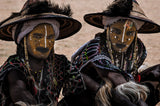 Waiting for the gerewol festival - Niger Poster och Canvastavla