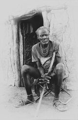 Himba Man Poster och Canvastavla