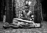 Papua Wood Carver Poster och Canvastavla