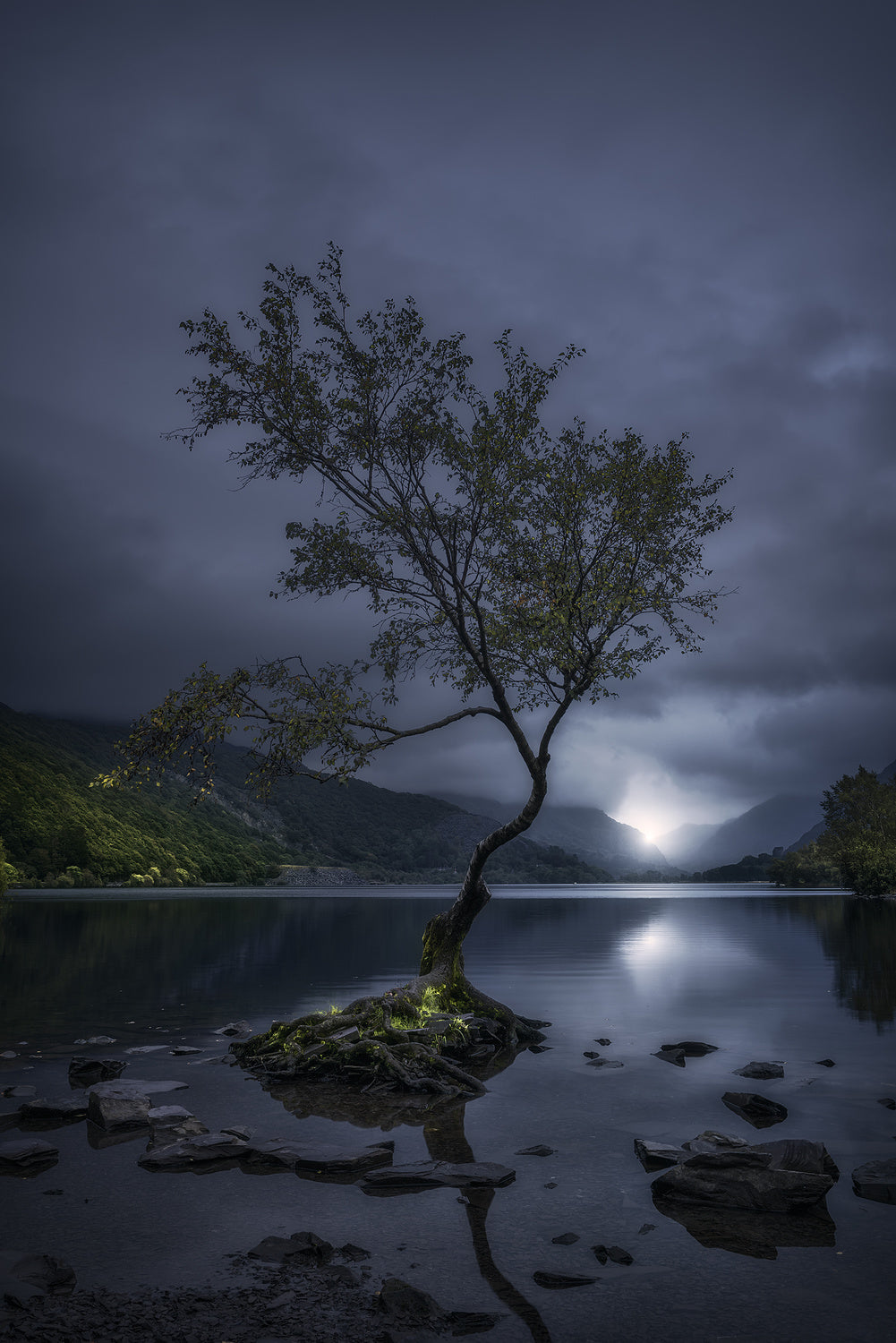Lake of Light Poster och Canvastavla
