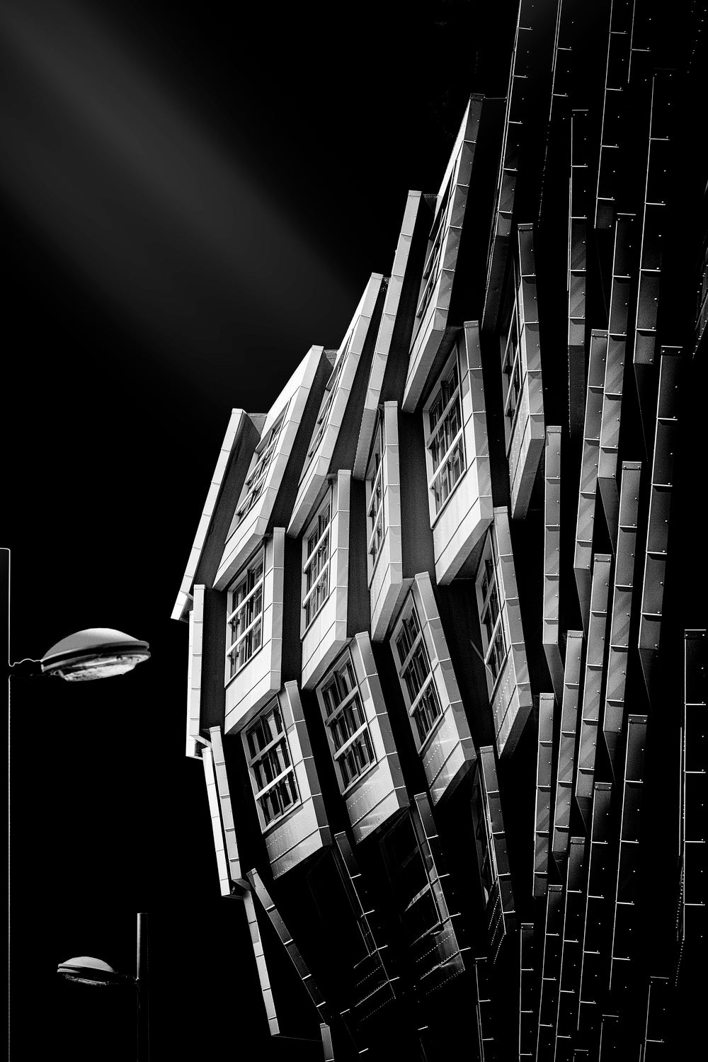 Undulating facade Poster och Canvastavla