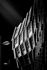 Undulating facade Poster och Canvastavla