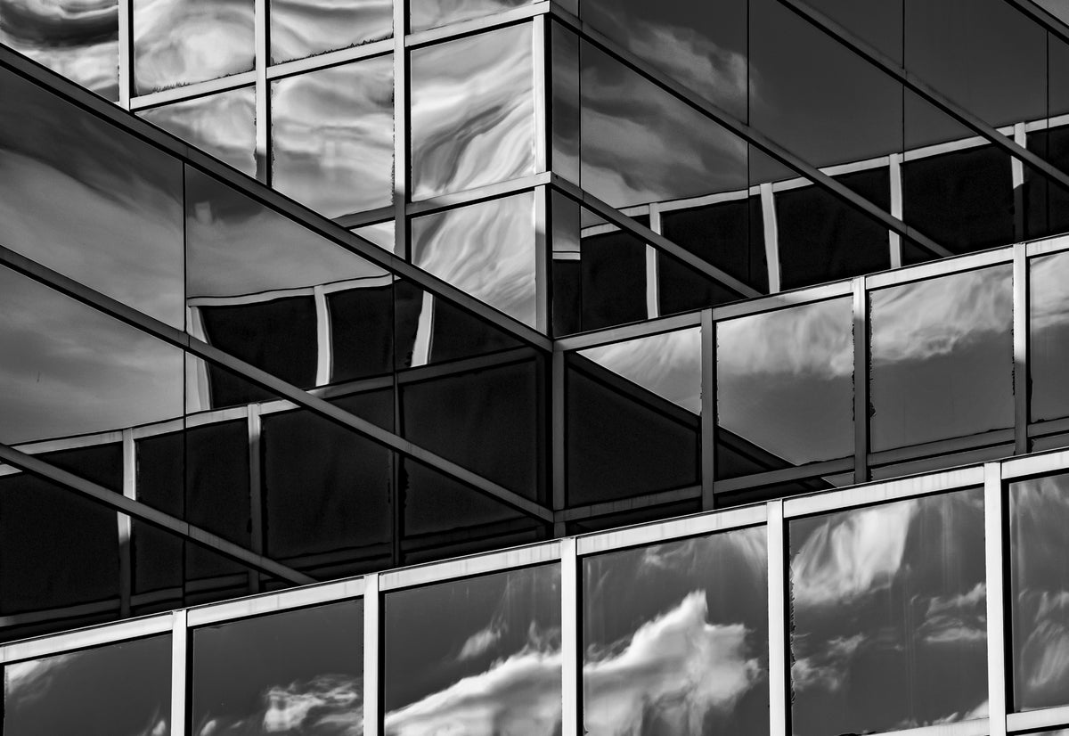 Cloud Reflections, EMU #74BW Poster och Canvastavla