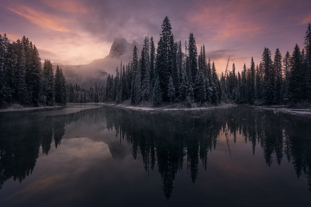 Emerald  Lake, Canada Poster och Canvastavla