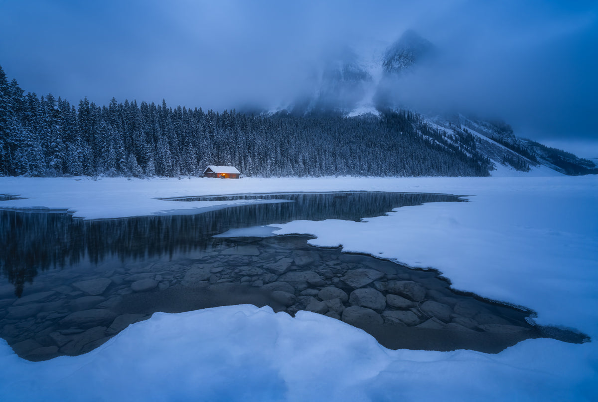Blue Time Lake Louise Poster och Canvastavla