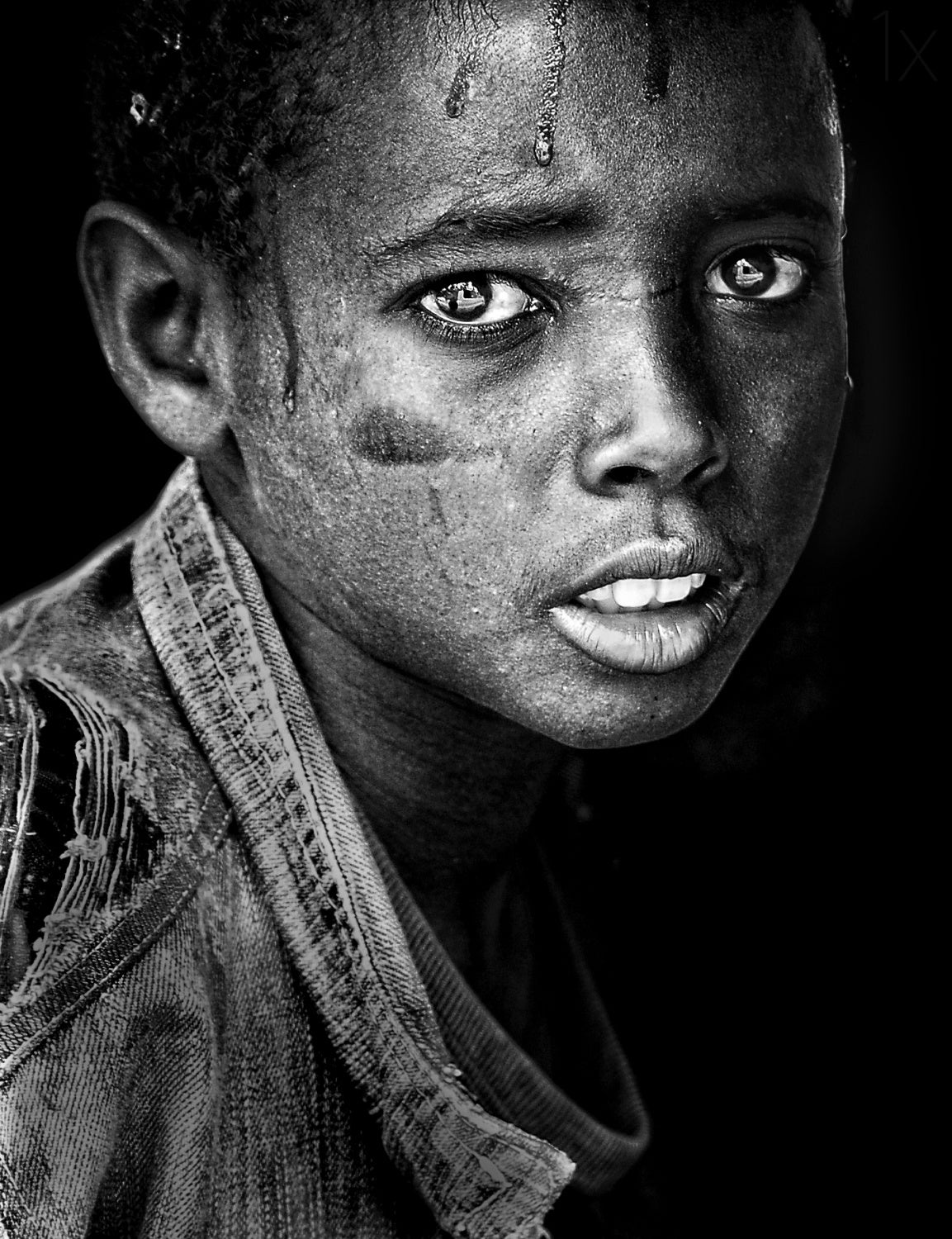 Ethiopian Eyes BW Poster och Canvastavla