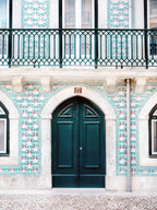 Lisbon Door Poster och Canvastavla