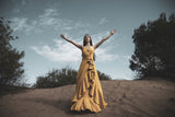 woman in yellow dress Poster och Canvastavla