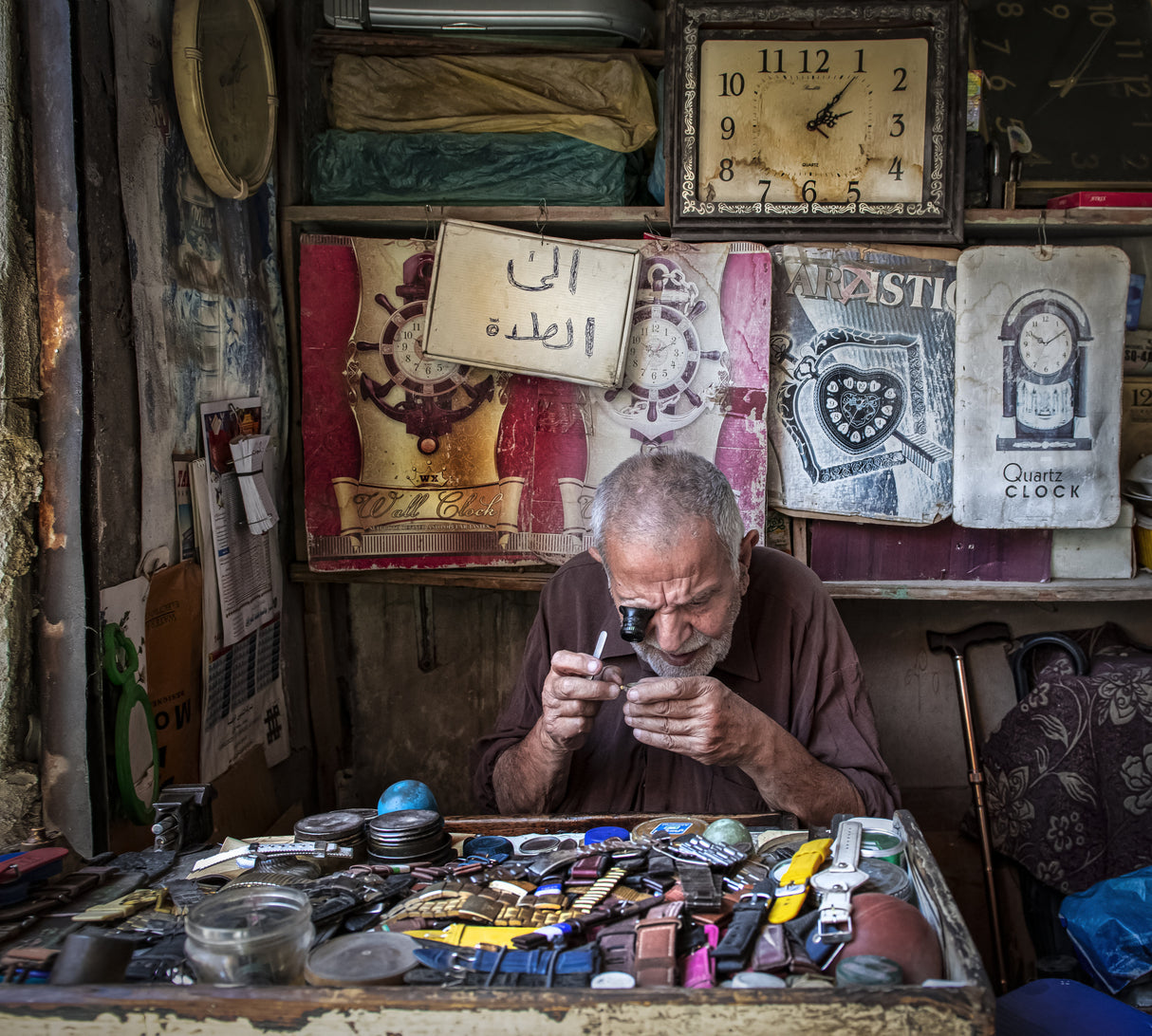 Watch repairman Poster och Canvastavla