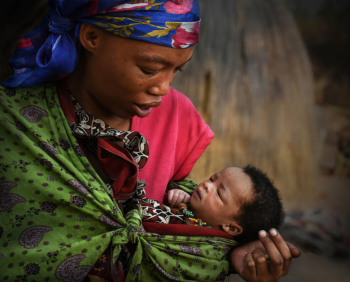 San tribe newborn baby Poster och Canvastavla