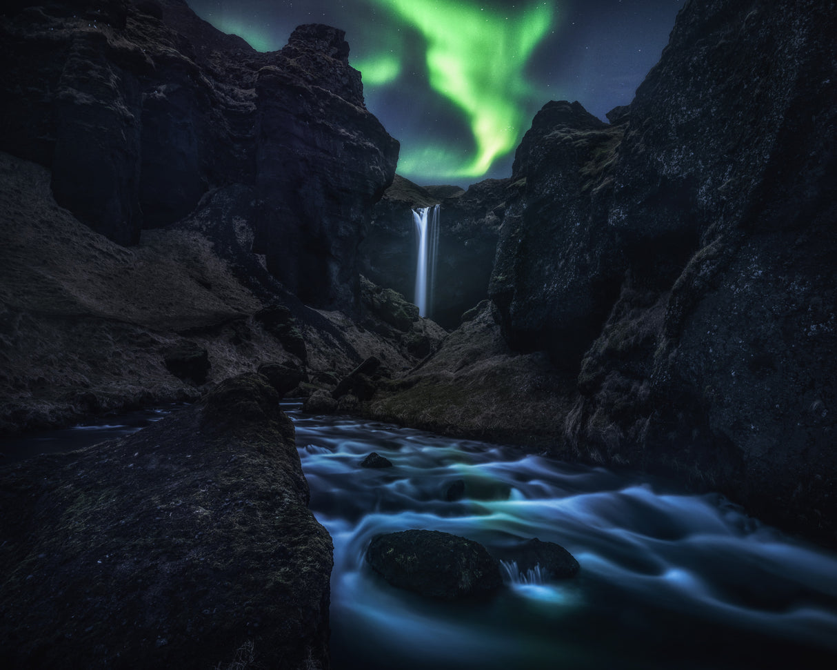 Kvernufoss at Night Poster och Canvastavla