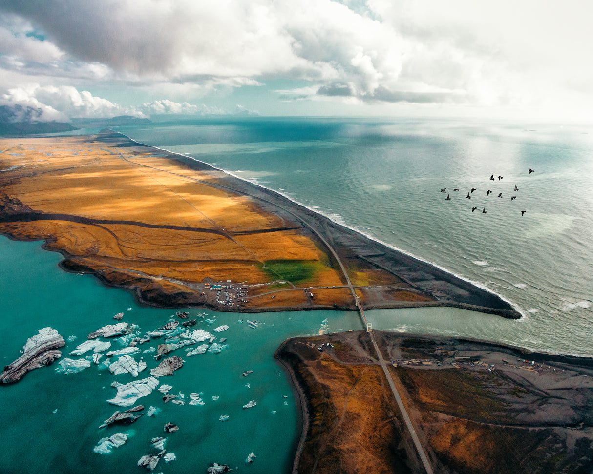 Jökulsárlón from above Poster och Canvastavla