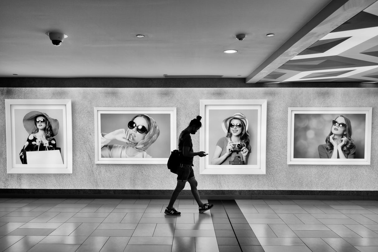 Centre of Attention Poster och Canvastavla