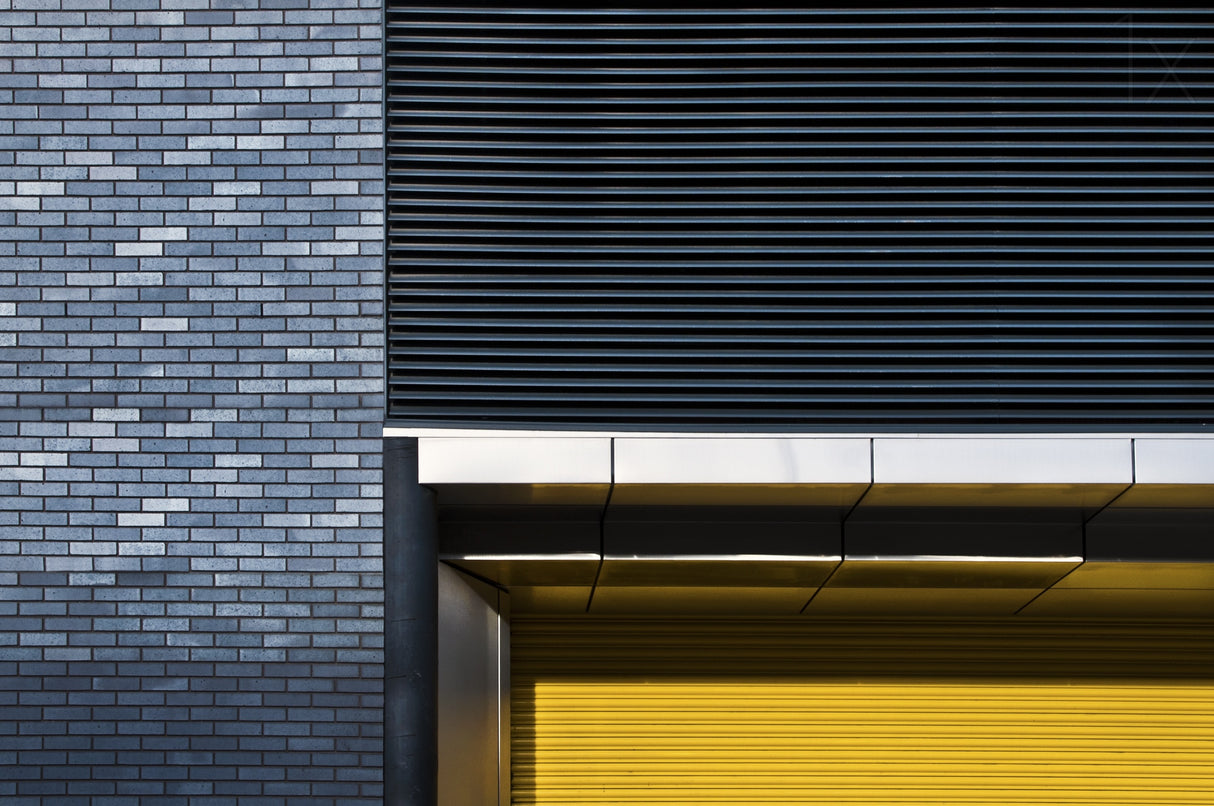 yellow shutter Poster och Canvastavla