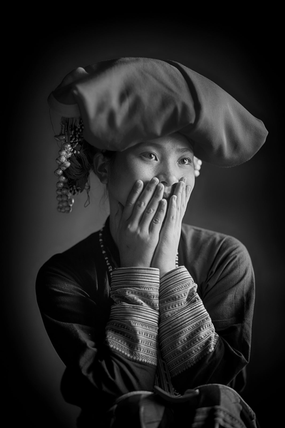 Hmong Young Lady Poster och Canvastavla