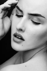 SENSUAL BEAUTY [Romana U] Poster och Canvastavla