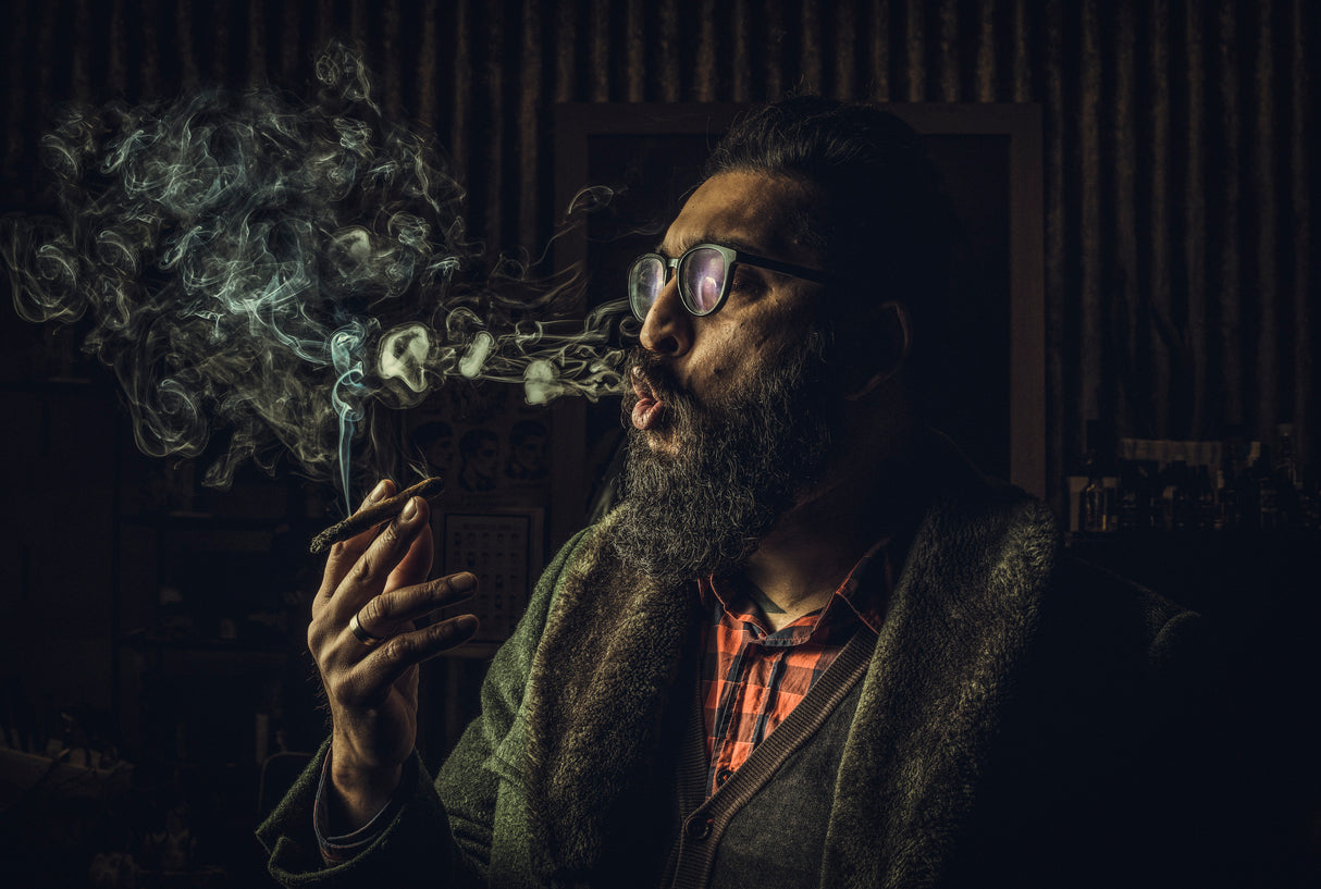 Circle of Smoke Poster och Canvastavla