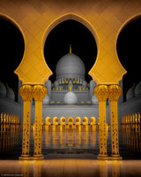 Sheikh Zayed Grand Mosque gold and black Poster och Canvastavla