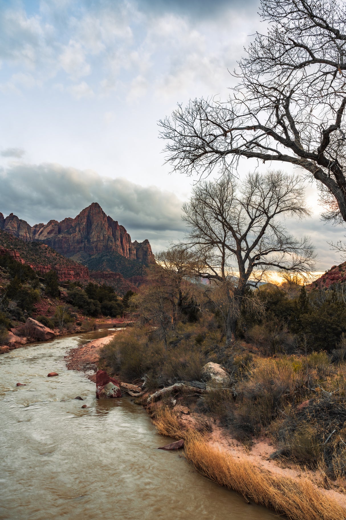 At the end of the day at Zion Poster och Canvastavla