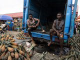fruit and vegetables market at Ketou, Nigeria Poster och Canvastavla