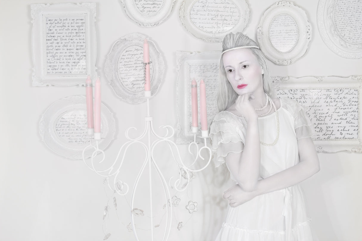 Porcelain doll Poster och Canvastavla