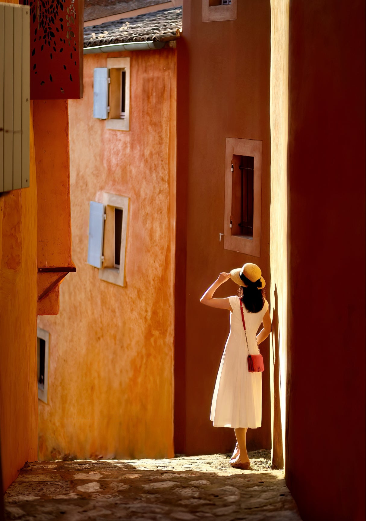 Alley in Roussillon Poster och Canvastavla