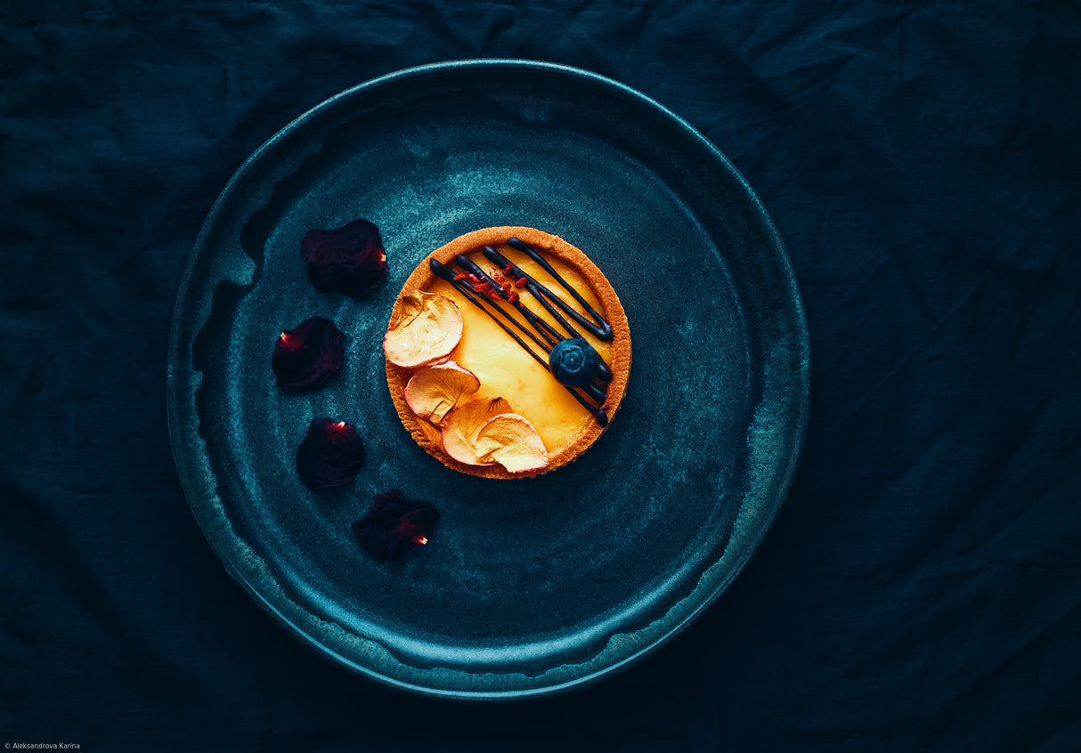 Sweet in darkness Poster och Canvastavla