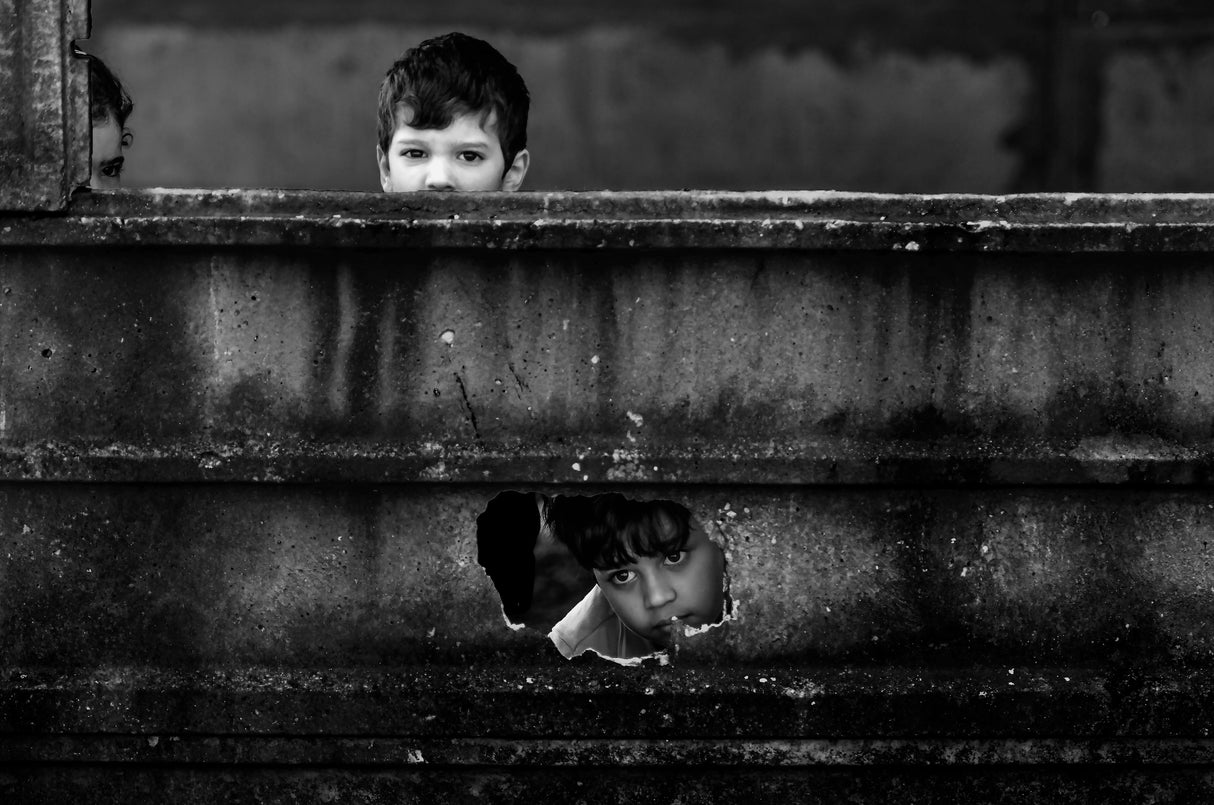 The kids window BW Poster och Canvastavla