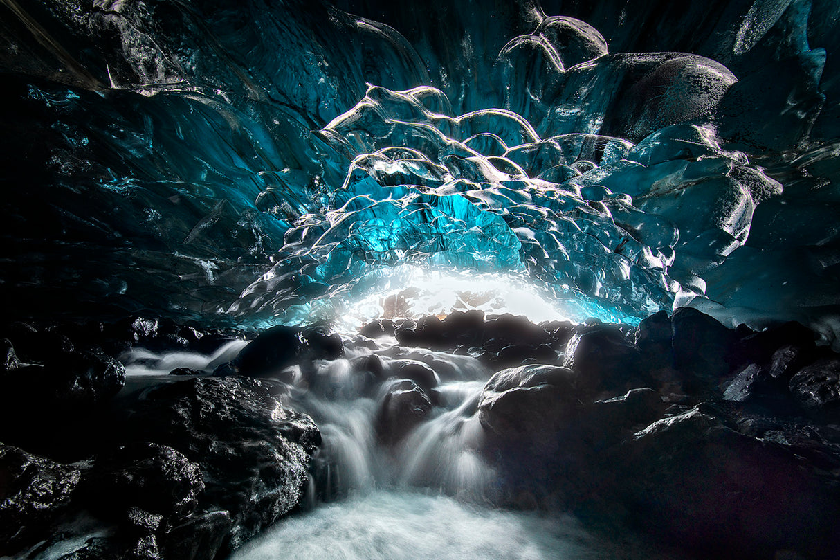 Blue Glacier Cave Poster och Canvastavla