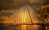 Paris Le Louvre Poster och Canvastavla