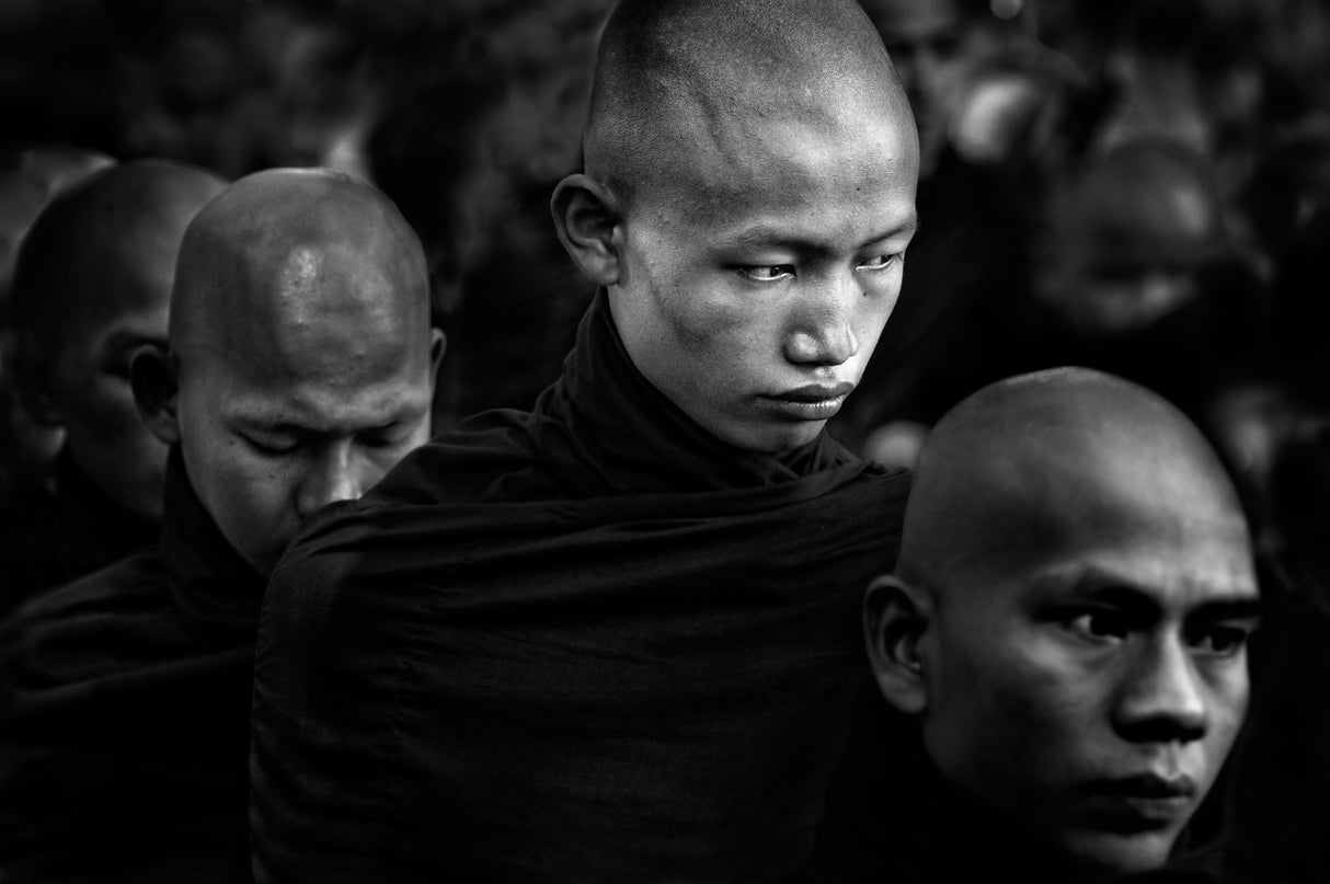 Monks in Mandalay Poster och Canvastavla