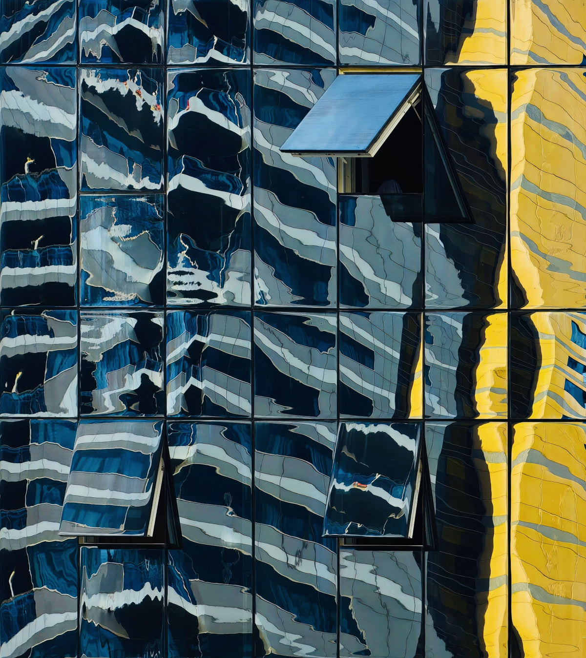 The open window - Dubai Poster och Canvastavla